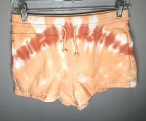 Aritzia TNA Women's Orange Tie Dye Sweat Shorts Size Small‎ thumbnail 1