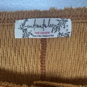 Free People Intimately Sloane Henley Bodysuit Sz Medium Snap Thumbholes Mustard thumbnail 6