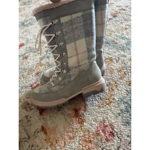 Hayleigh Womens Grey Pink Plaid Faux Fur Lined Winter Boots Size 8.5 Lace Up Zip thumbnail 4