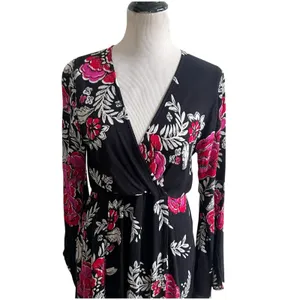 Billabong Women's Floral Whispers Wrap Dress Size Med Black Multi Bell Sleeves thumbnail 8