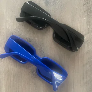 Shein Square Sunglasses Set thumbnail 2