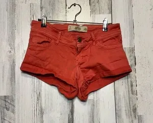 Hollister red shorts thumbnail 1