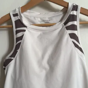 Sincerely Jules Golf & Tennis White Zebra Print Racerback‎ Athletic Tank Top XS thumbnail 6