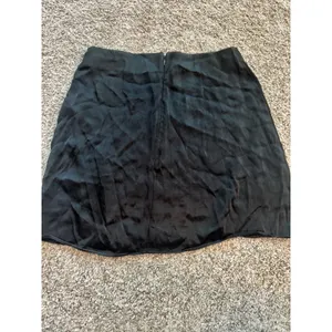 Wilfred Aritzia Muse Mini Skirt Black Viscose Side Slit Size 2 75002 thumbnail 5