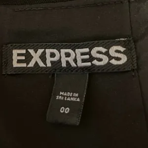 Express Women's Black Zipper Straight Pencil Knee Length Mini Skirt Size 0 thumbnail 4