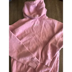 Glossier Classic Oversized Pink Fleece Hoodie - Size XS (Fits S/M) thumbnail 2