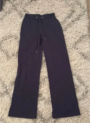 Quinn Straight-Leg Edikted Sweatpants size: extra small thumbnail 1