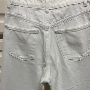 Zara White Straight Leg Jeans High-Waisted thumbnail 6