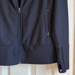 Xersion | Basic Black Zip Up Running Exercise Jacket w/ Thumb Holes Size Medium thumbnail 2