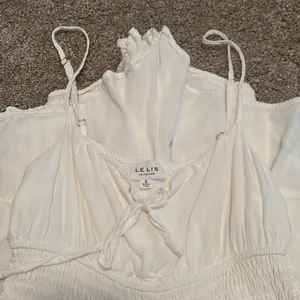 Le lis COLLECTION Romper With Adjustable Straps Size Small thumbnail 4