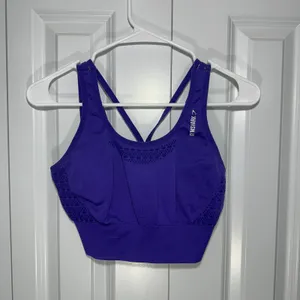 Gymshark Energy Seamless Crop Top Sports Bra Womens‎ M Purple Strappy Workout thumbnail 2