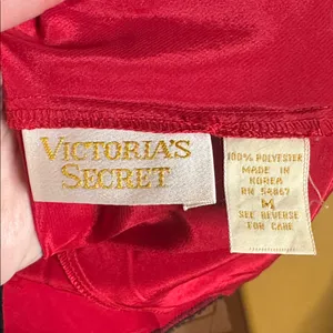 Victoria's Secret Gold Label Red Satin Camisole with Black Lace Size Medium thumbnail 3
