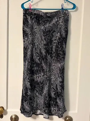 Anthropologie bias satin midi skirt black white paisley floral size 8 bohemian thumbnail 2