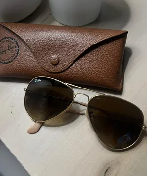 Ray-Ban Gold Aviator thumbnail 1