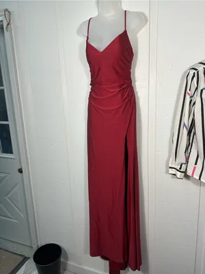 La Femme Red Spaghetti Strap Dress Size 2 NWT thumbnail 2