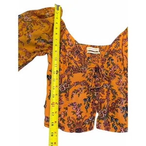 Urban Outfitters Floral Boho Peasant Cropped Top Size M Bell Sleeve Ren Faire thumbnail 6