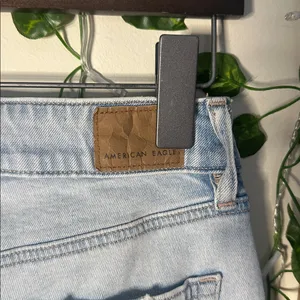 American Eagle Strigid Distressed Super High Rise Baggy Wide Leg Ankle Jeans thumbnail 4