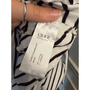 Cider Black & White Striped Cropped Tee Shirt with Side Ties Basic Minimalist thumbnail 7