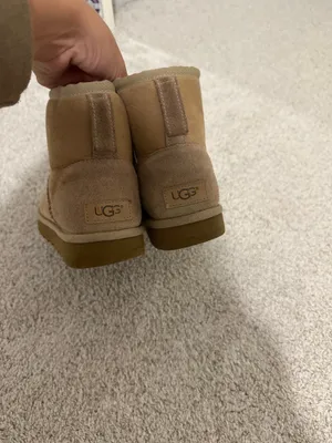 UGG Boots thumbnail 4