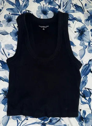 Abercrombie Essentials Black Tank thumbnail 1