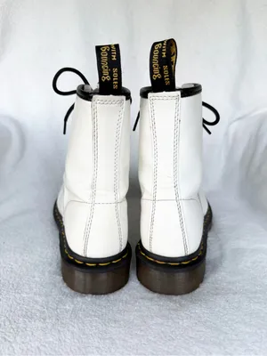 Dr. Martens Women’s White Lace-Up Combat Boots with Black Laces Size 7 thumbnail 5