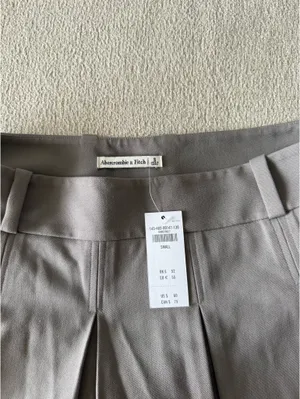 Abercrombie Pleated Skort thumbnail 3
