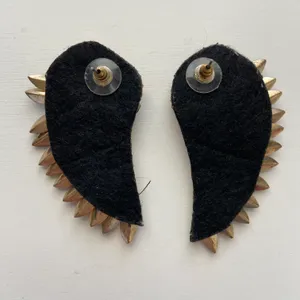 Golden Stella Wing Earrings thumbnail 3