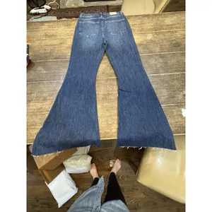 Forever 21 Blue Denim Flare Leg Jeans Daisies-High Rise‎ Size 29 60's thumbnail 4