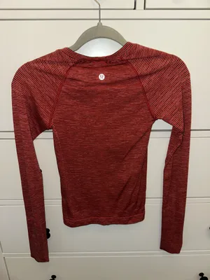 Lululemon Red Long Sleeve Swiftly Tech thumbnail 2