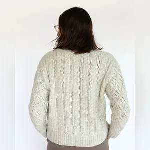 Line Pullover cable knit v-neck sweater with beautiful detailing‎ Size L thumbnail 4
