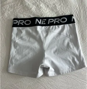 Nike Pro Shorts thumbnail 2