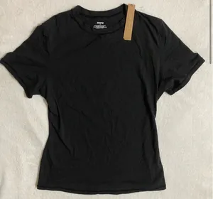 SKIMS Fits Everybody T-Shirt M thumbnail 3