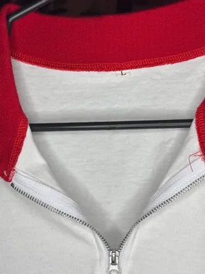 Red and White Chicago Collared Crop Top Size M thumbnail 4