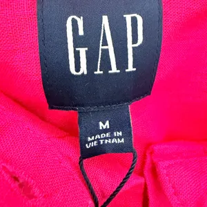 GAP Women's Hit Pink Linen Long Sleeve Button Down NWT thumbnail 3