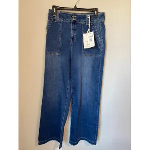 New Charlie B Wide Leg Patch Pocket Jeans Washed Indigo Size 8 thumbnail 2