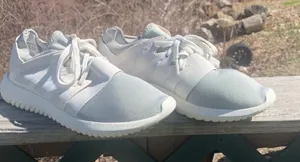 Adidas Tubular Viral Sneaker Sz 7.5 White/chalk thumbnail 1