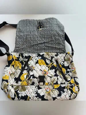 Vera Bradley Dogwood Floral Pattern Quilted Messenger Boho Bag thumbnail 6