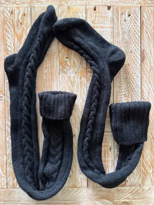🖤Black Extra Long Cable Knit Thigh High Boot Socks🖤 Black thumbnail 7