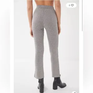 Urban Outfitters UO‎ Casey Houndstooth Plaid Kick Flare Pull-On Pants Sz XS thumbnail 2