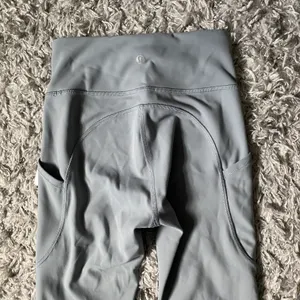 Lululemon Invigorate High-Rise Tight 25” thumbnail 4
