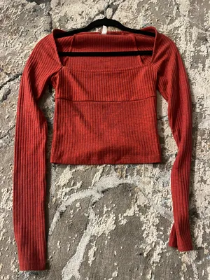 Hollister Top thumbnail 2