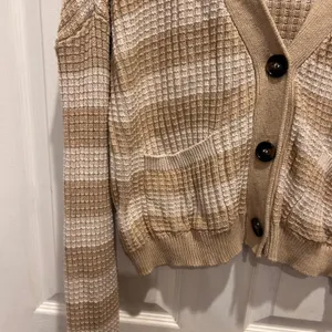 Evereve Large Kiki Cardigan Beige‎ Striped Waffle Knit Cotton Modal Sweater thumbnail 3