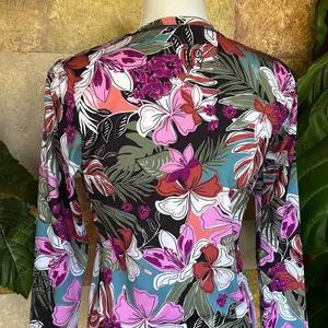 NEW Roxy Women’s UPF 50 Sun Protection Rash Guard XS Floral Long Sleeve Swim Tee thumbnail 9