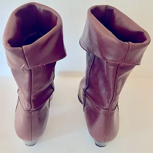 Women’s Burgundy Fold Down Mid Calf Faux Leather Block Heel Boots thumbnail 4