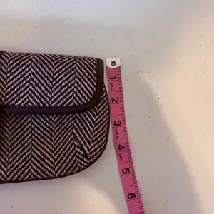 Banana Republic Clutch Black Herringbone Wool Blend Leather Trim Wristlet Bag‎ thumbnail 6