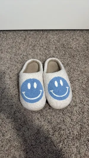 Slippers White Size 8 thumbnail 2