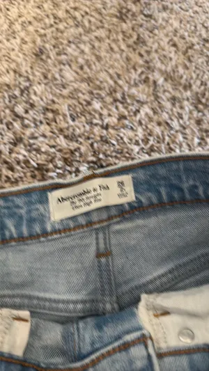 Abercrombie Jeans 90s Straight High-Rise Ultra thumbnail 3