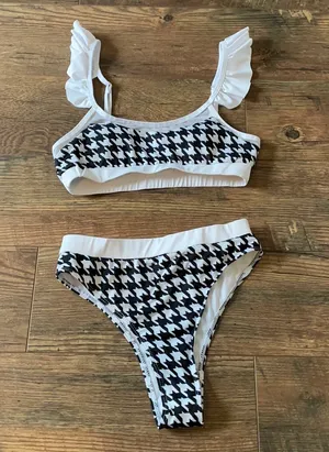 SheIn Bikini thumbnail 1