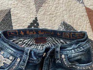 Rock Revival Jeans thumbnail 5