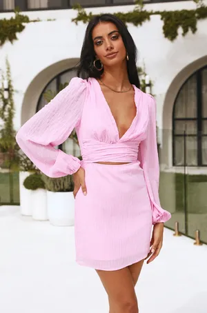 Hello Molly Wondering Heights Mini Dress Long Sleeves Pink Tie Back Size 8 thumbnail 1